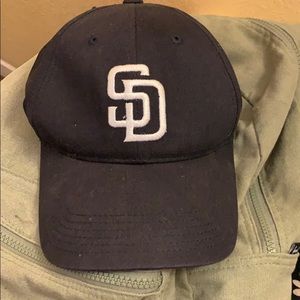 Padres hat
